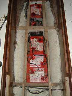 Batteryboxlookingaft.jpg