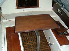 Table-in-cockpit.jpg